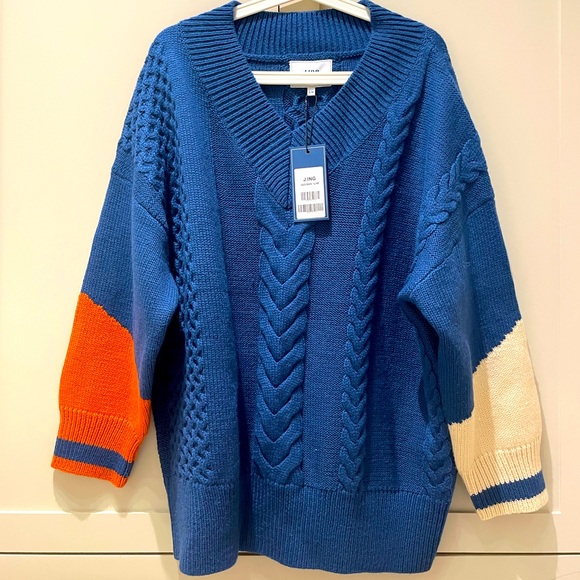 New Big Blue Cable Knit Sweater- S/M/ Blue - Picture 1 of 9